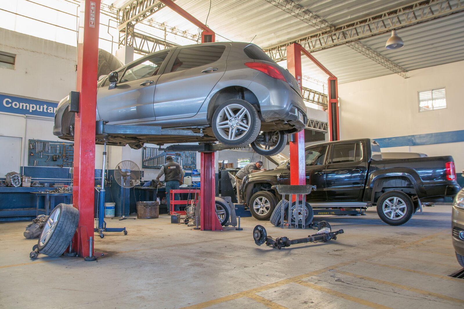 Diez consejos para elegir un buen taller mecánico - Distribución de  Repuestos del Automotor